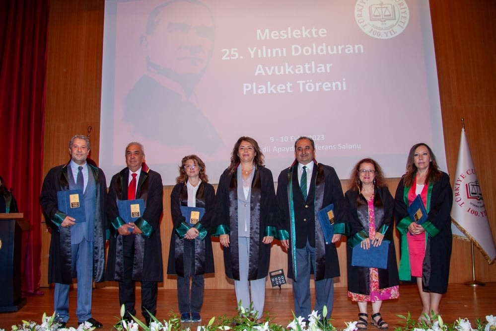 Meslekte 25, 30 ve 35 Yılını Dolduran Meslektaşlarımıza Plaket Verildi - 106
