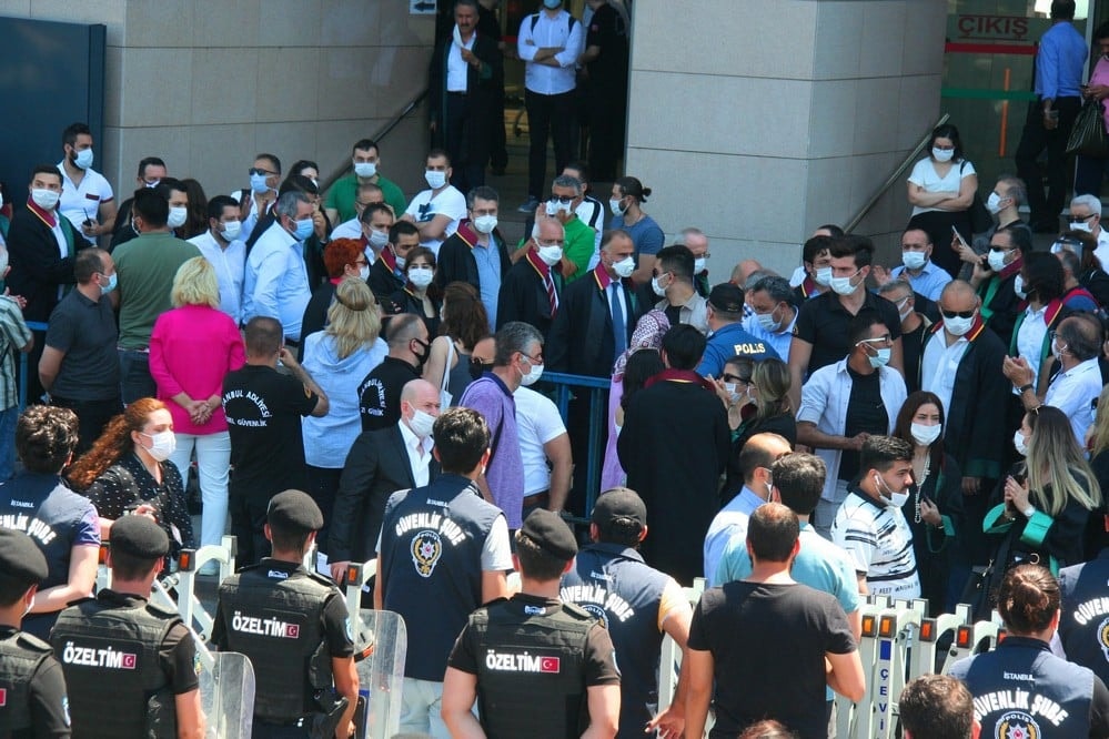 Yasa Yapma Gücünü Silah Olarak Kullananları Uyarıyoruz - 12