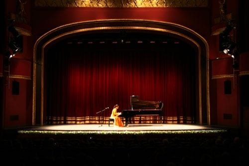 Anjelika Akbar’I Dinledik - 3