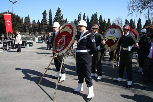 Çanakkale Şehitleri İstanbul’Da Da Anıldı
 - 2
