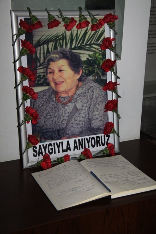 Avukat Gülçin Çaylıgil’İ Andık

 - 21