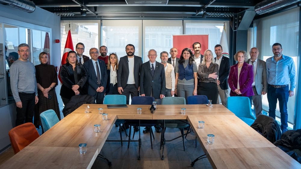 İstanbul Barosu ile DİSK Sosyal-İş Arasında Toplu İş Sözleşmesi İmzalandı