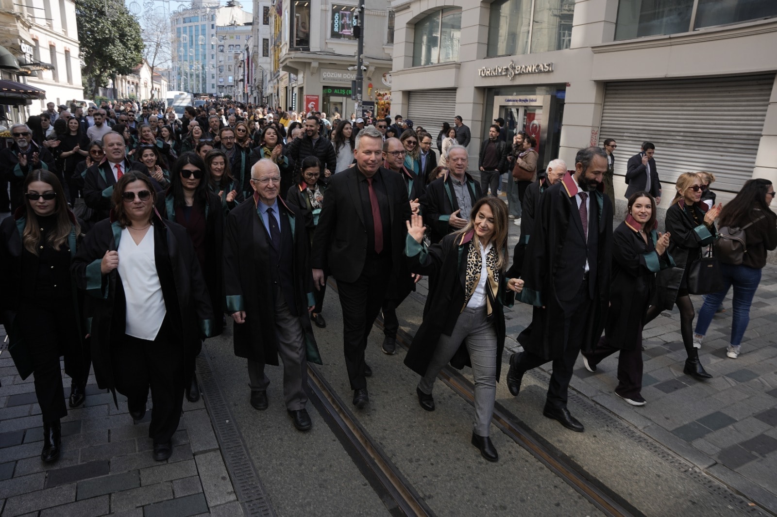 İSTANBUL’DA AVUKATLAR GÜNÜ YÜRÜYÜŞÜ: SAVUNMA SUSMADI, SUSMAYACAK - 10