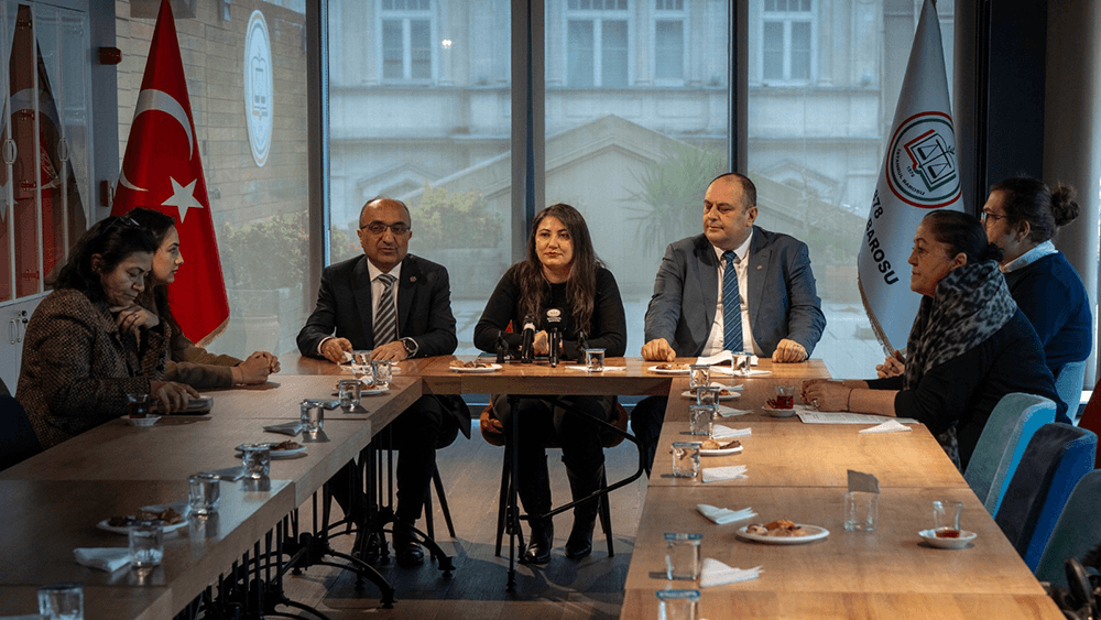İstanbul Barosundan Mehmet Türkmen’in Tutuklanmasına Sert Tepki: “Sendikal Faaliyetler Kriminalize Edilemez”