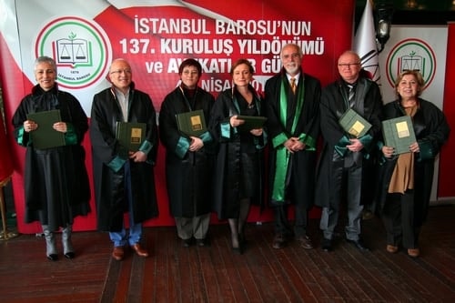 İstanbul Barosu 137 Yaşında!
 - 210