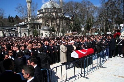 Şehit Cumhuriyet Savcısı Kiraz Son Yolculuğuna Uğurlandı
 - 39