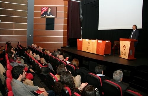 Uluslararası Boyutuyla İş Kazalarında Hukuksak Sorunlar Ve Yargılamalar - Iıı